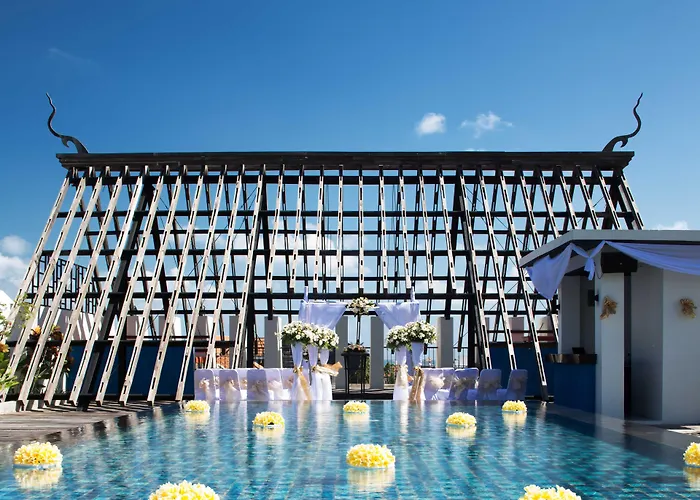 Bali Sun Tropical & - Formerly The Sun & 4* Legian